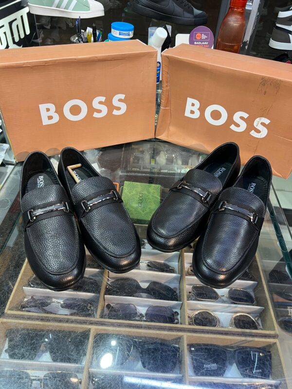 BOSS Leather Belly