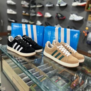 Adidas Sneakers